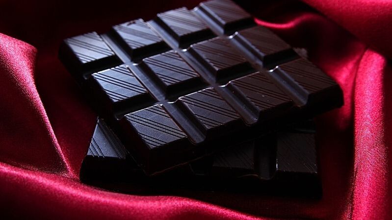 שוקולד מריר על דיאטת קפיר